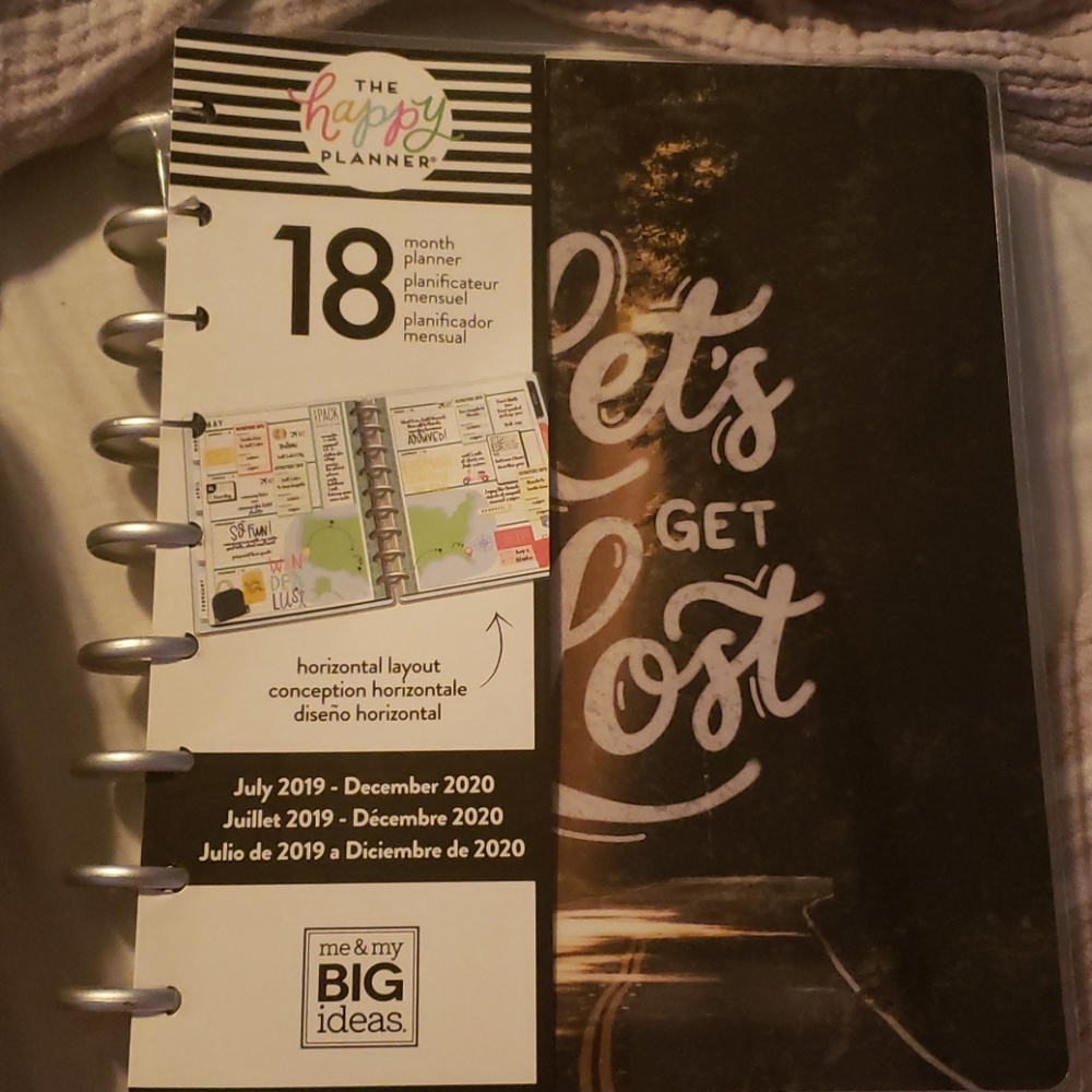 The happy planner classic  size horizontal layout